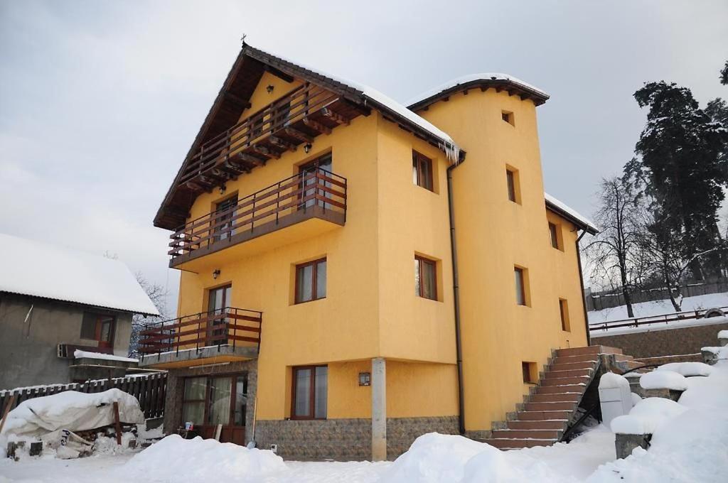 Vila Deal Săcele Εξωτερικό φωτογραφία