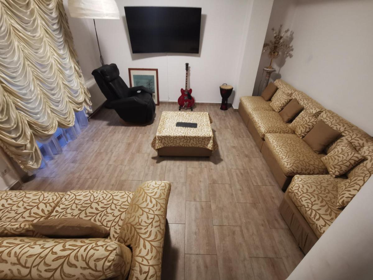 Vila Deal Săcele Εξωτερικό φωτογραφία