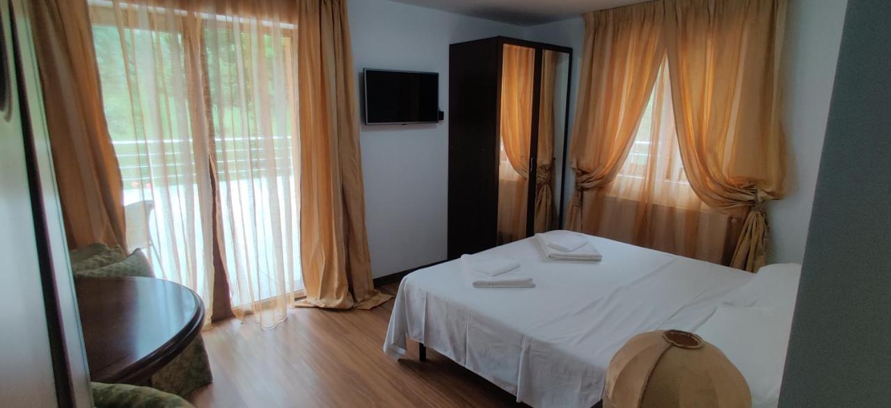 Vila Deal Săcele Εξωτερικό φωτογραφία