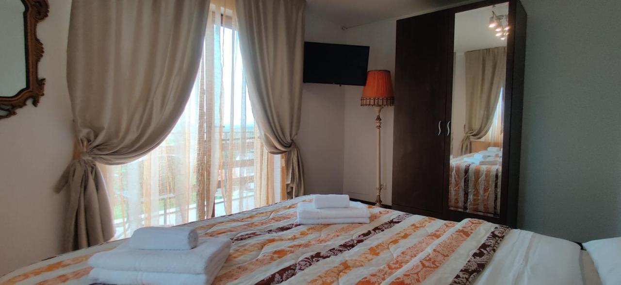 Vila Deal Săcele Εξωτερικό φωτογραφία